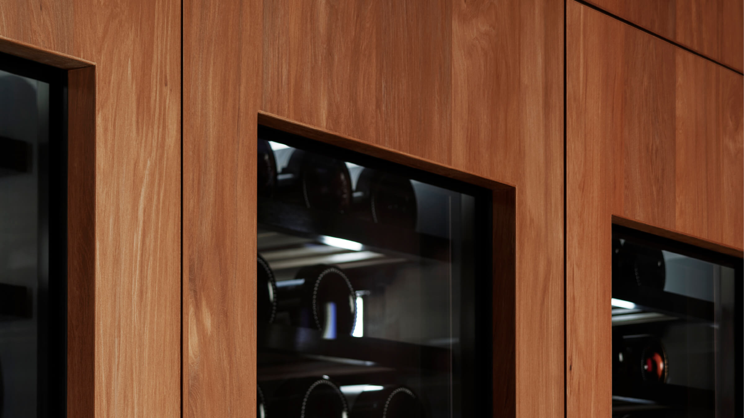 Flush install undercounter